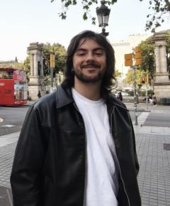 Profile picture for user Javier Román
